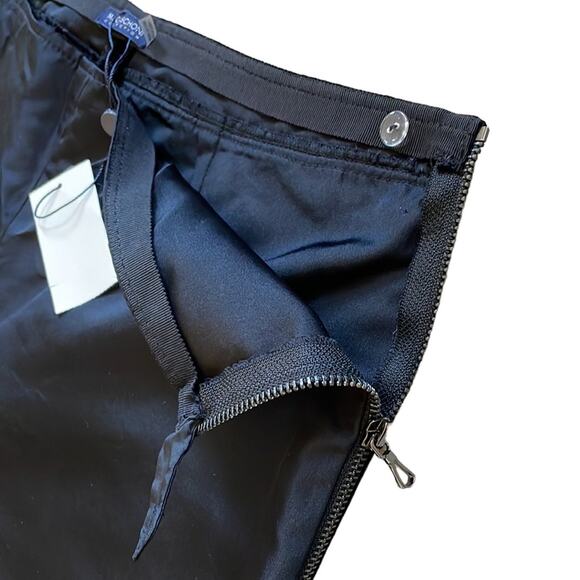 Magaschoni Silk Black Cropped Straight Leg Tailored Ankle Pants Side Zippers 6 - Picture 5 of 10